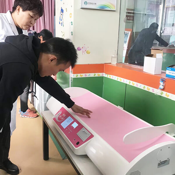 打印款上禾智能嬰兒測量床 打印款上禾智能嬰兒測量床
